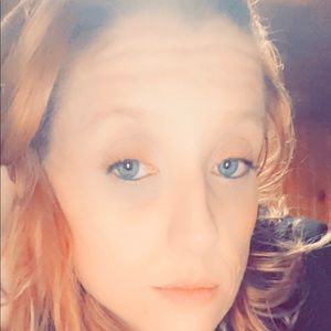 Meet your Posher, Ashlee